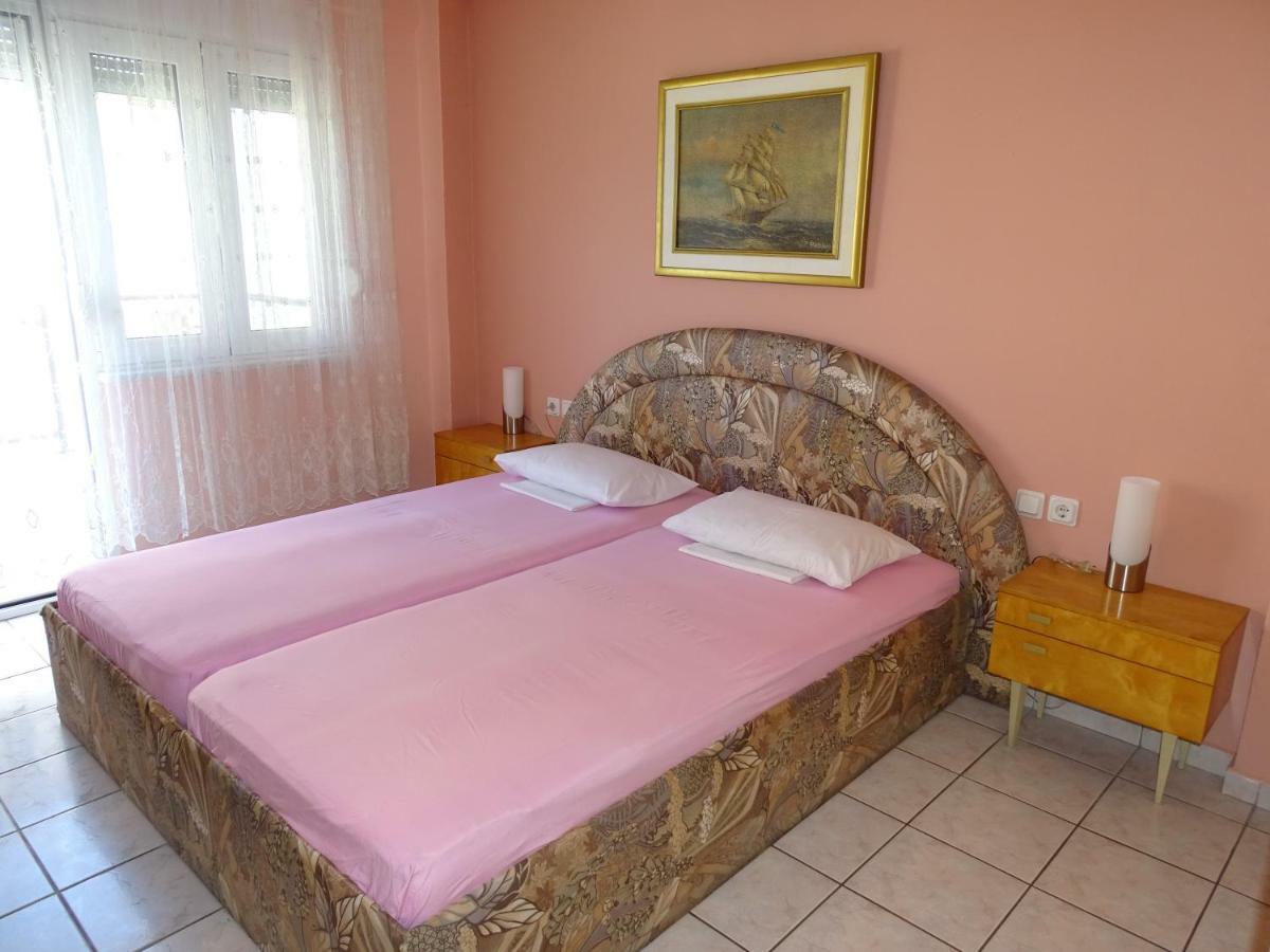 Apartment Socrates Olympiaki Akti